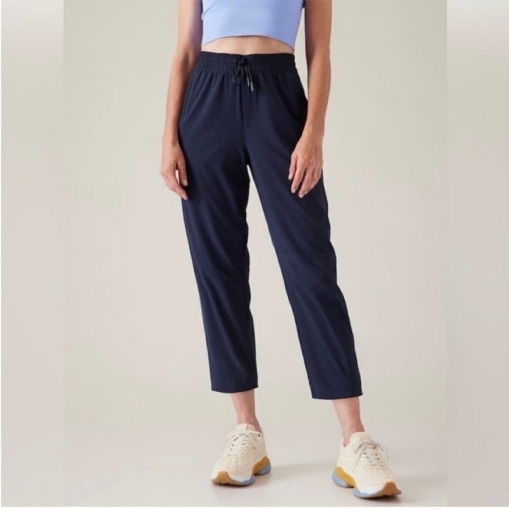 NWOT Athleta Arrival Straight Leg Ankle Pants Navy Blue Active Casual Women’s 6